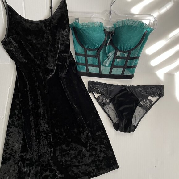 Victoria Secret Bra 32C Dream Angels Bustier Long Line Green Black Boned Ruffle - Picture 14 of 14